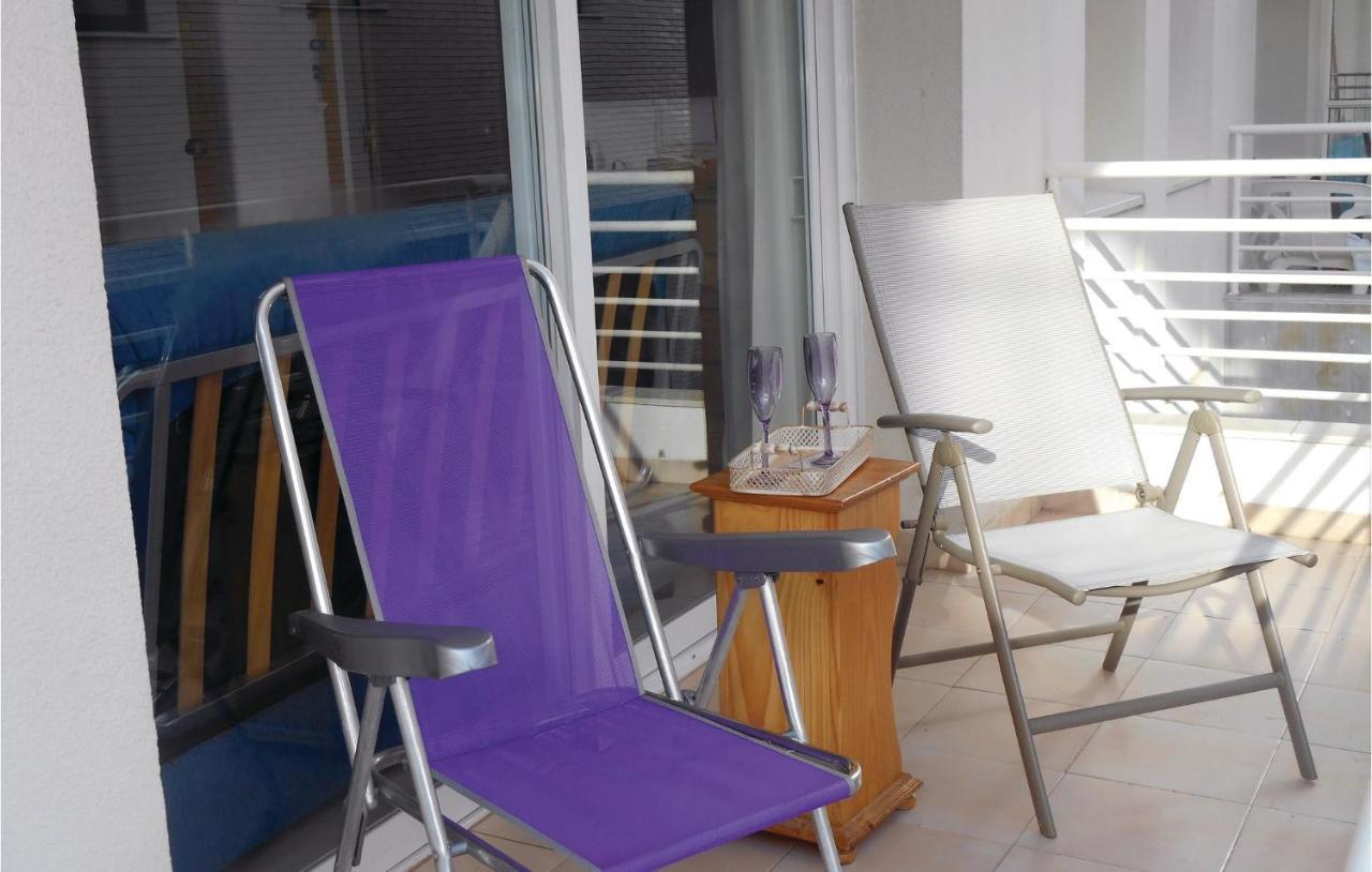 1 Bedroom Beautiful Apartment In ตอสซาเดมาร์ ภายนอก รูปภาพ
