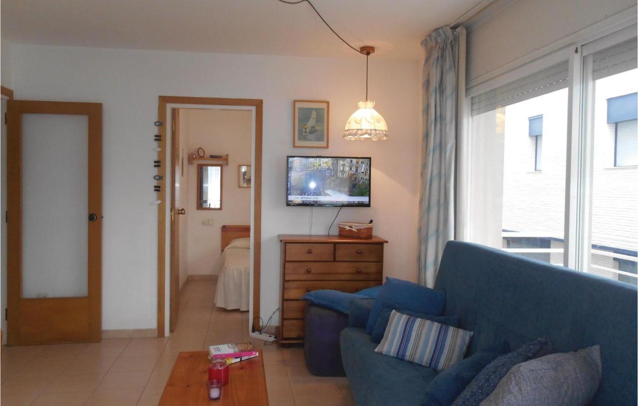 1 Bedroom Beautiful Apartment In ตอสซาเดมาร์ ภายนอก รูปภาพ